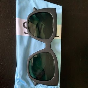 TOMS Sunglass